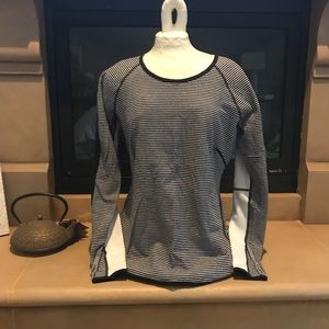 Lululemon long sleeve top
